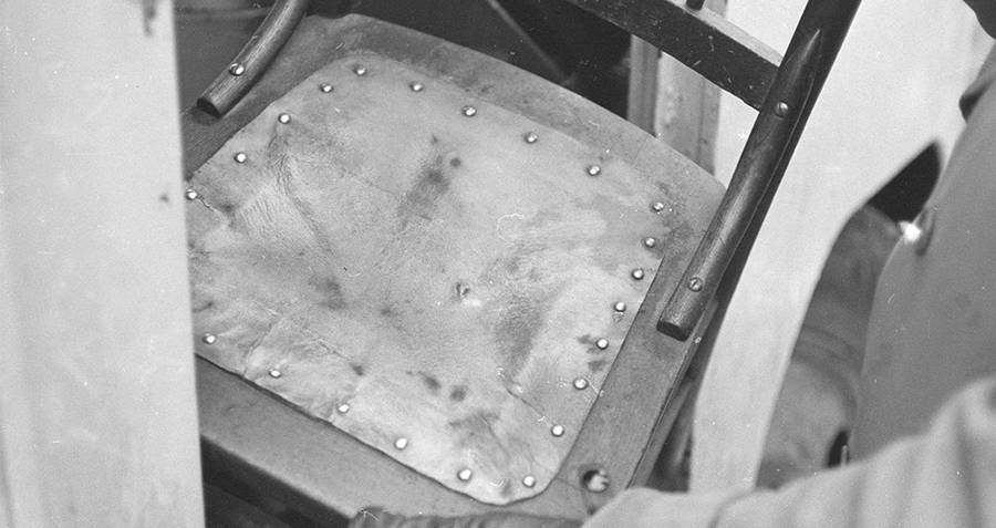 Ed Gein Emberi bőrrel kárpitozott szék