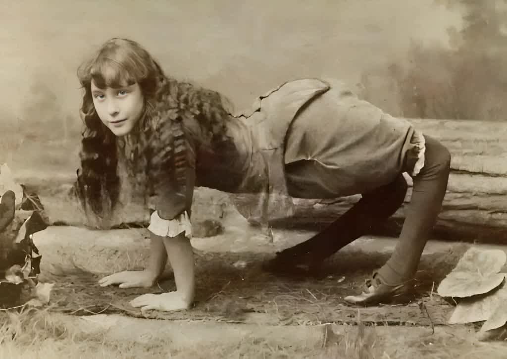 Ella Harper: A tevelány – A mutatványos szenzációtól a csendes visszavonulásig